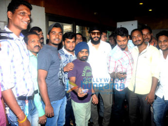 Riteish Deshmukh visits a screening to interact with a 'Banjo' artist at Chitra theatre, Mumbai