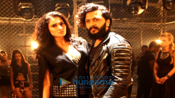Riteish Deshmukh & Nargis Fakhri shoot for ‘Banjo’ promotional video