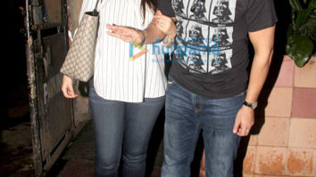 Saif Ali Khan, Kareena Kapoor Khan, Riteish Deshmukh & Genelia Dsouza snapped post dinner at Pali Bhawan