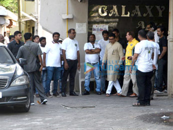 Sohail Khan, Arpita Khan and others at Salman Khan's Ganesha visarjan
