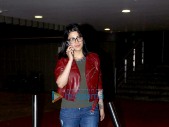 Sanjay Dutt, Shruti Haasan & Ileana DCruz snapped at the airport