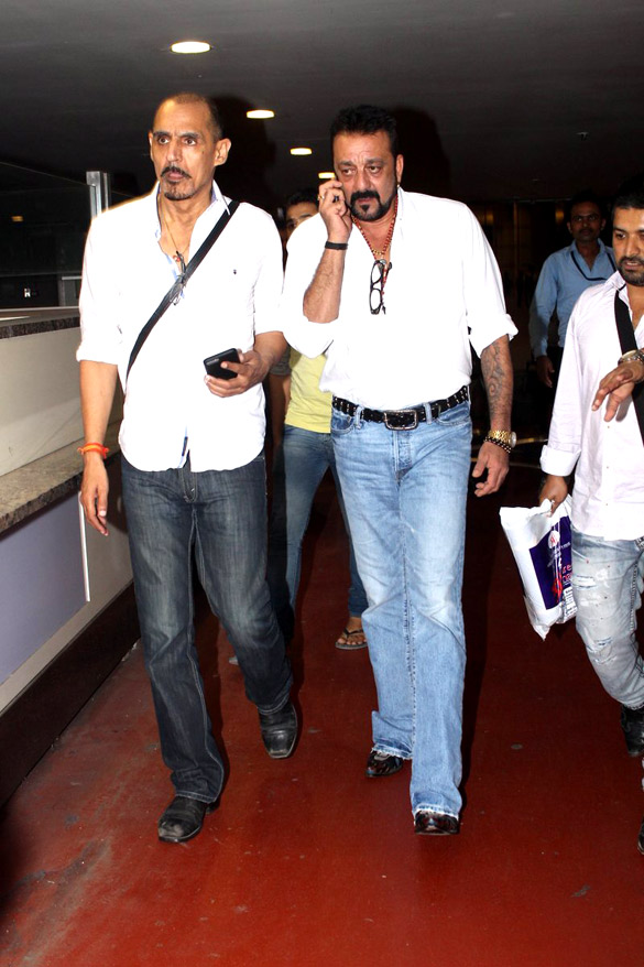 Sanjay Dutt, Shruti Haasan & Ileana DCruz snapped at the airport