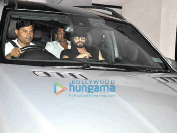 Shahid Kapoor snShahid Kapoor snapped post his meeting with film maker Sanjay Leela Bhansaliapped post meeting with Sanjay Leela Bhansali