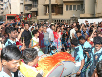 Shilpa Shetty & Raj Kundra's Ganesha visarjan