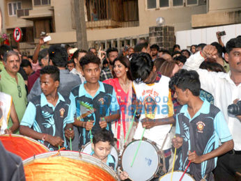 Shilpa Shetty & Raj Kundra's Ganesha visarjan