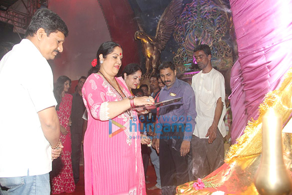 shilpa visits chinchpoklicha chintamani 5