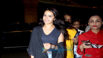 Shraddha Kapoor snapped on her way to USA for ‘Half Girlfriend’ shoot
