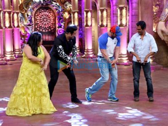 Sohail Khan & Nawazuddin Siddiqui promote 'Freaky Ali' on Comedy Night Bachao