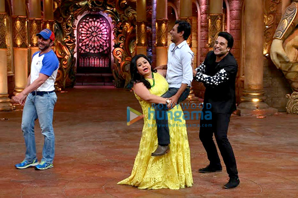 sohail khan nawazuddin siddiqui promote freaky ali on comedy night bachao 4