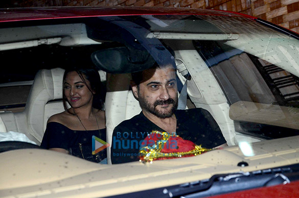 sonakshi sinha anil kapoor tusshar kapoor grace the socialite bash in juhu 4