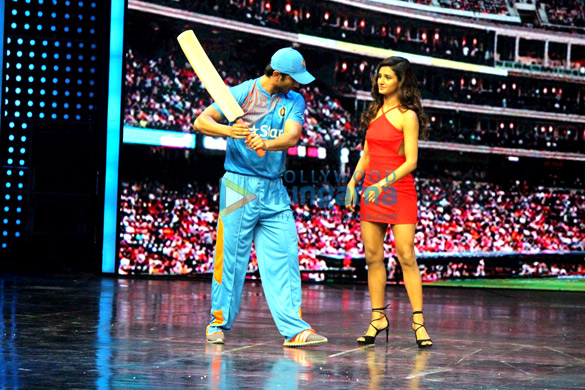 sushant promotes m s dhoni the untold story 2