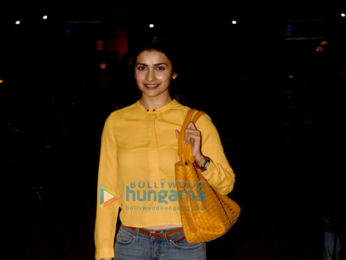 Tamannaah Bhatia, Elli Avram, Prachi Desai & Kaira Advani snapped at the airport