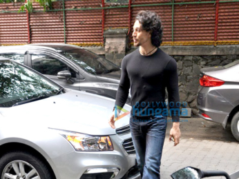 Tiger Shroff snapped entering Excel Entertainment office