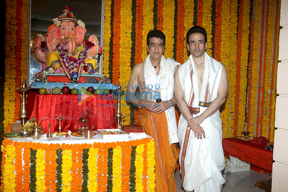 Tusshar Kapoor & Jeetendra snapped at Ganesha celebrations