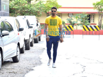 Upen Patel snapped post his gym session in Bandra