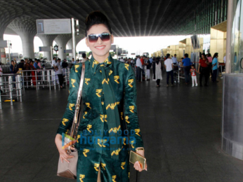 Urvashi Rautela snapped at Mumbai airport