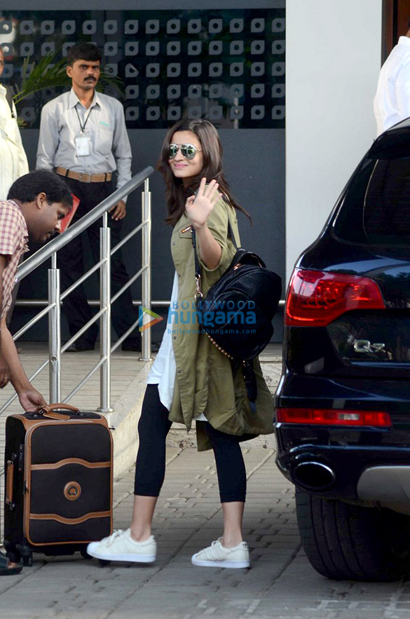 varun alia jacqueline abhishek for isl opening 2