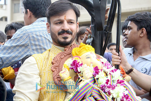 vivek oberois ganpati visarjan ceremony 4