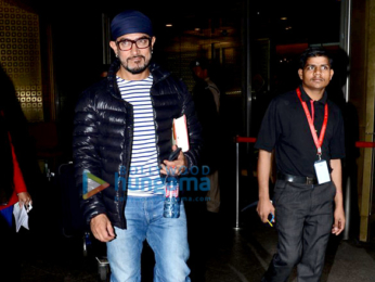 Aamir Khan snapped as he arrives back from USA