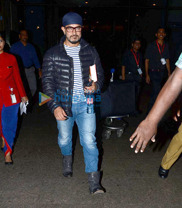 aamir snapped as he arrives back from usa 3