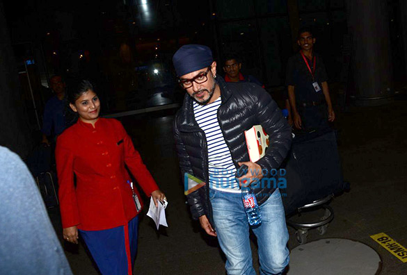 aamir snapped as he arrives back from usa 4