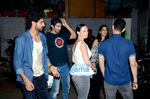 aditya snapped with friends post dinner at monkey bar 1