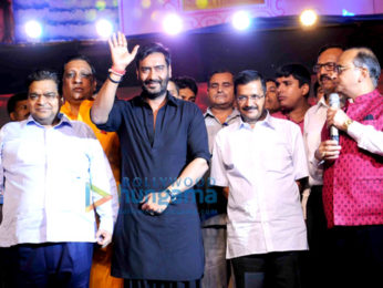Ajay Devgn burns Raavan's effigy in Delhi on Dussehra