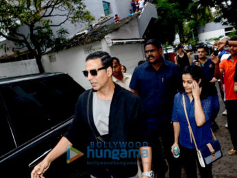 Akshay Kumar & Alia Bhatt grace Women's Defence Academy felicitation