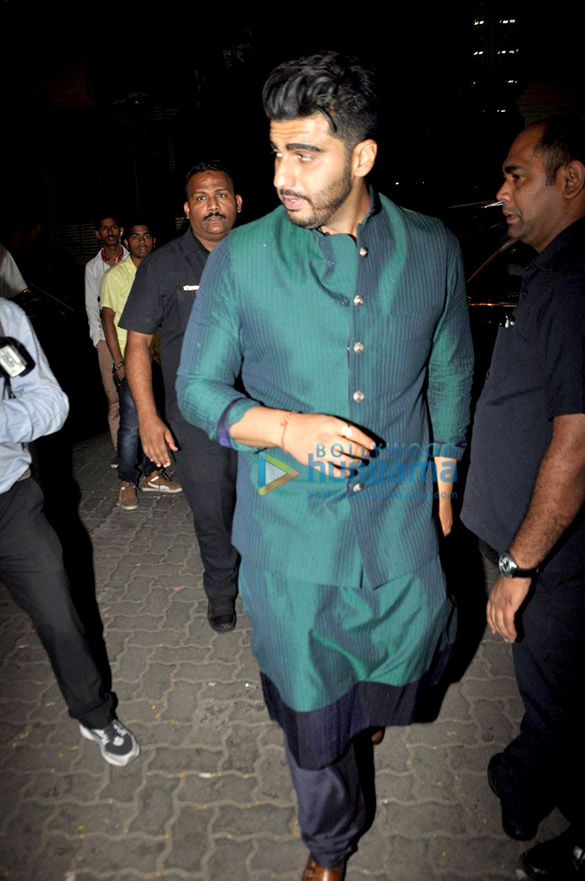 anil sonams diwali bash 4