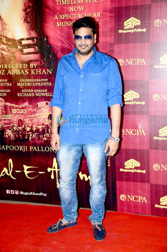 celebs attend the premiere of mughal e azam a musical play 12