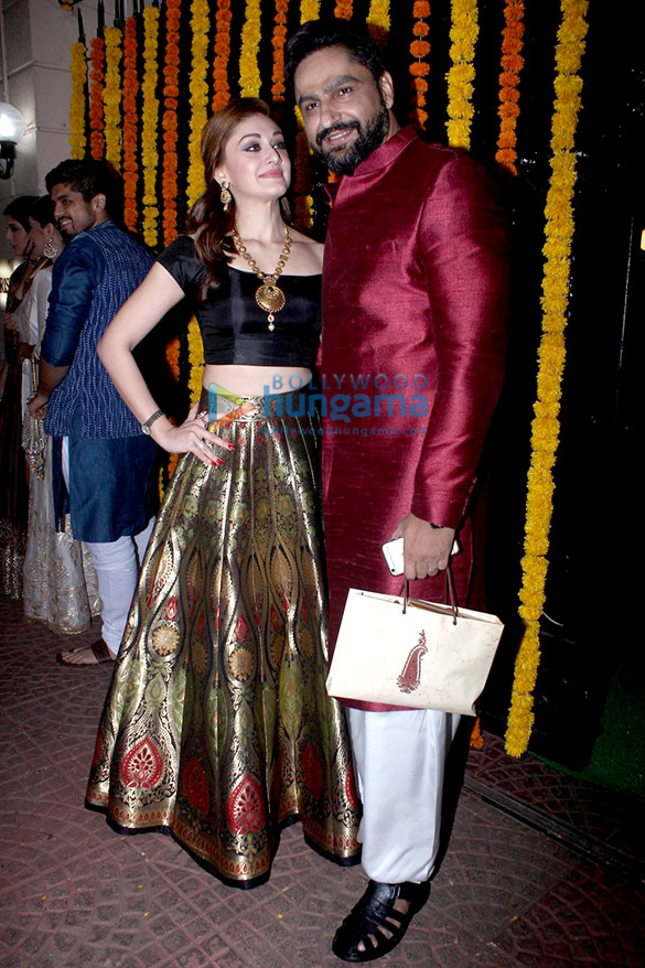 celebs grace ektas diwali bash 30
