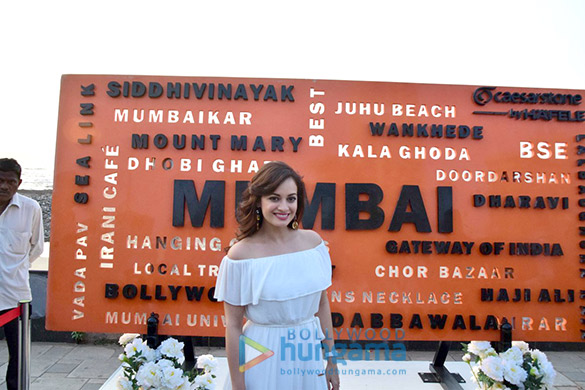 dia mirza graces good homes art fair 2016 3