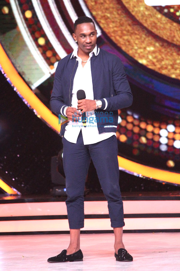 dwayne and jacqueline on the sets of jdj 7