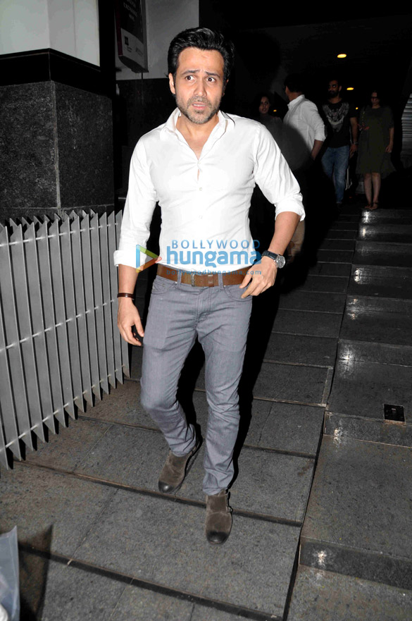 emraan snapped with kunal post dinner 3
