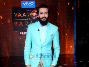 Farhan Akhtar & Shraddha Kapoor on the sets of ‘Yaaron Ki Baraat’