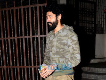 Farhan Akhtar snapped in Bandra after dubbing for Rock On!! 2