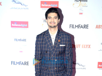 Aishwarya Rai Bachchan, Katrina Kaif, Kajol & Alia Bhatt grace 'Filmfare Glamour & Style Awards 2016'