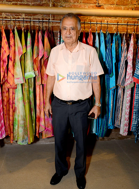 juhi chawla launches gopi vaids first stand alone store 8
