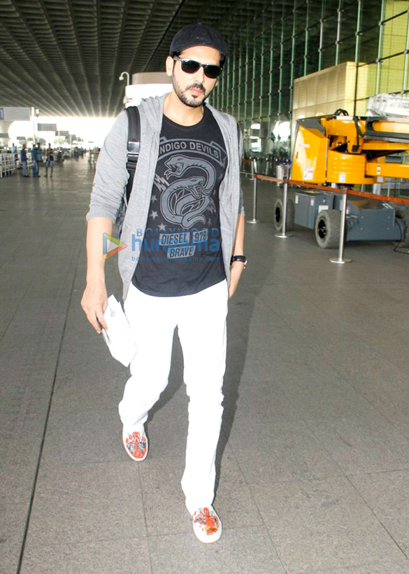 malaika anil juhi snapped at the airport 4