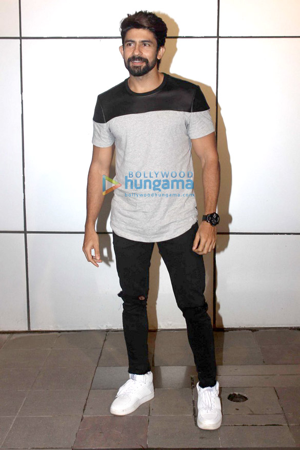 omung kumar birthday bash 19