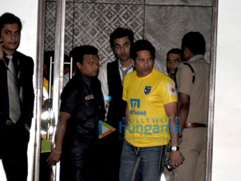 Ranbir Kapoor, Sachin Tendulkar, Alia Bhatt, Varun Dhawan & Jacqueline Fernandez arrive back from Guwahati