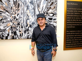 Shilpa Shetty, Kimi Katkar & Gauahar Khan at the private viewing of Anu Malhotra's art show