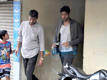 Sidharth Malhotra snapped post gym session