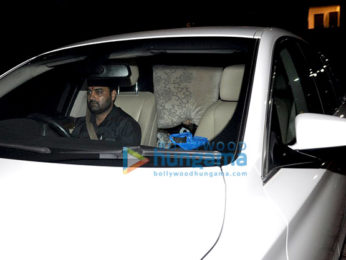 Sonakshi Sinha snapped as she hides behind pillow to avoid getting clicked