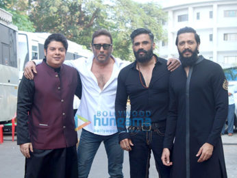 Suniel Shetty and Jackie Shroff on Yaaron Ki Baarat