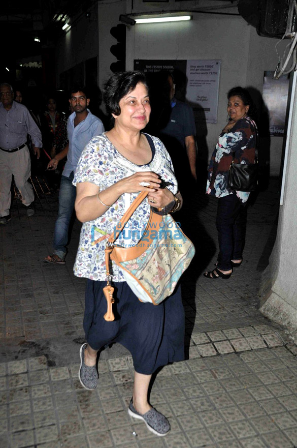 tiger disha snapped post m s dhoni 6