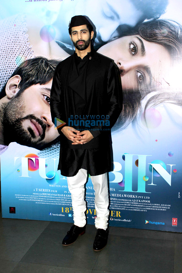 tum bin 2 musical tribute to late ghazal 7