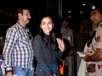 Varun Dhawan & Alia Bhatt depart for 'Badrinath Ki Dulhania's shoot in Singapore