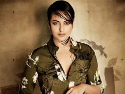 Watch: When shy teenager Sonakshi Sinha presented Karan Johar with an award for Kuch Kuch Hota Hai