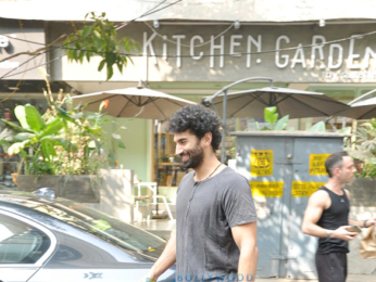 Aditya Roy Kapur snapped post lunch with friend at Suzette Kitchen